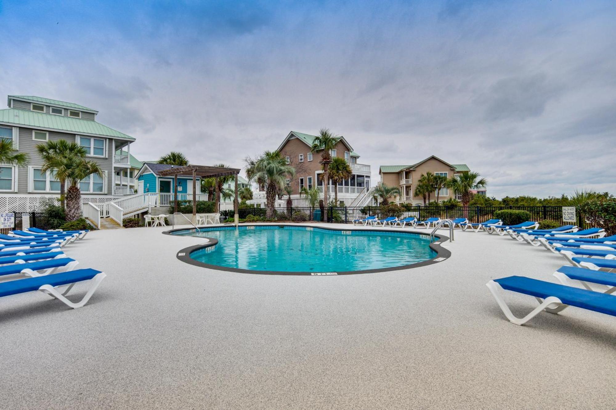 Ocean-View Saint Helena Island Condo - Pool Access Oceanmarsh Subdivision Eksteriør billede